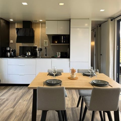 Stacaravan 6 personen - ELEGANCE 40m² (3 kamers - 2 badkamers - Airconditioning) 27m² terras - Nieuw voor 2024