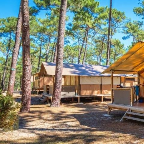 Tente en toile et en bois 6 personnes - TENTE LODGE Victoria | 6 pers. 2 Ch.
