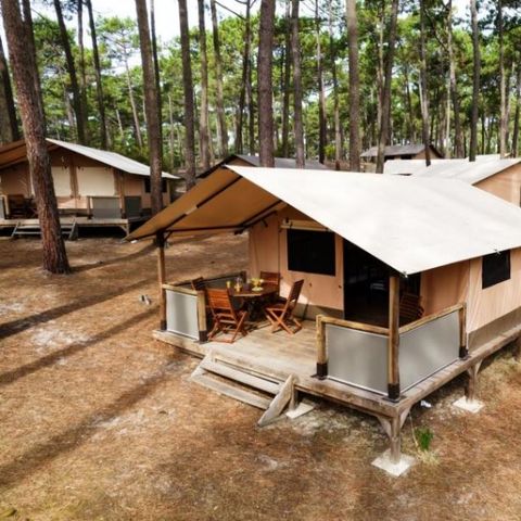 CANVAS AND WOOD TENT 5 people - Victoria Lodge for 5 people – Canvas & Wood – 30 m² – 2 bedrooms