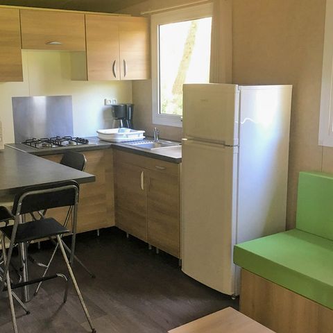 CHALET 7 people - Chalet VEGA 32m² (2 bedrooms), sofa bed in the living room