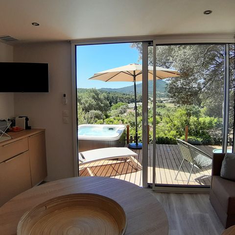 Stacaravan 2 personen - Cottage JASMIN + jacuzzi 21m² (1 slaapkamer)