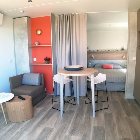 Mobilheim 2 Personen - Cottage JASMIN + jacuzzi 21m² (1 Zimmer)