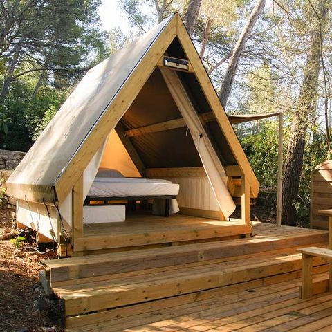 BUNGALOW 10 personnes - NEW 2024 Cottage Côté Jardin Jacuzzi (6/8P) PRESTIGE 3CH. 2SDB + TIPI 2 couchages