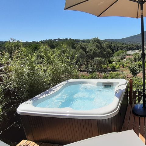 BUNGALOW 2 personnes - Cottage JASMIN + jacuzzi 21m² (1 chambre)