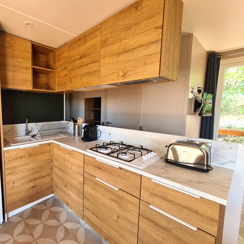 Mobilheim 10 Personen - NEW 2024 Cottage Gartenseite Jacuzzi (6/8P) PRESTIGE 3CH. 2SDB + TIPI 2 Schlafplätze