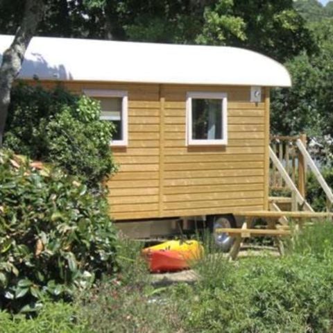 AUßERGEWÖHNLICHE UNTERKUNFT 4 Personen - 3-Zimmer-Wohnwagen 4 Personen + TV