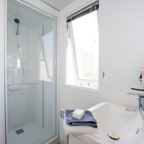 Stacaravan 4 personen - Mobile-home | Premium | 2 slaapkamers | 4 pers. | Verhoogd terras | Air-con.