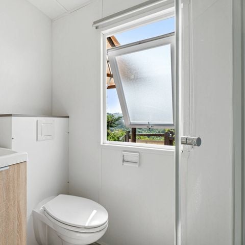 Mobilheim 4 personen - Mobilheim | Premium | 2 Schlafz. | 4 Pers. | Überdachte Terrasse | 1 Bad | Klimaanlage | TV