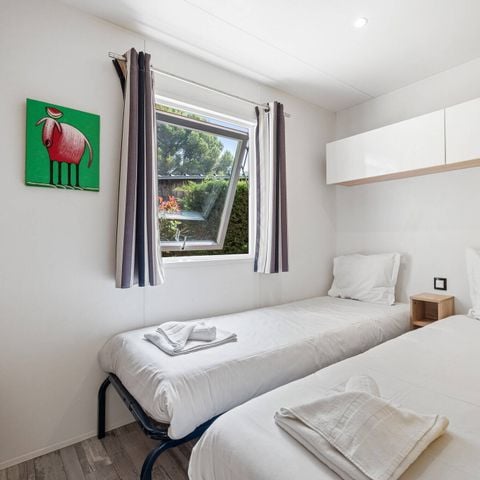 Mobilheim 4 personen - Mobilheim | Premium | 2 Schlafz. | 4 Pers. | Überdachte Terrasse | 1 Bad | Klimaanlage | TV