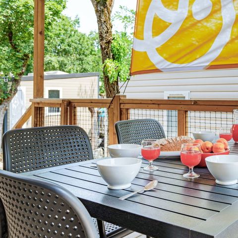 Mobile home 4 persons - Mobile-home | Comfort | 2 Bedrooms | 4 Pers. | Covered terrace | 1 Bathroom | Air-con.