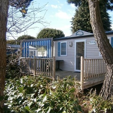 BUNGALOW 2 personnes - 20m² - 1 chambre - terrasse - TV -