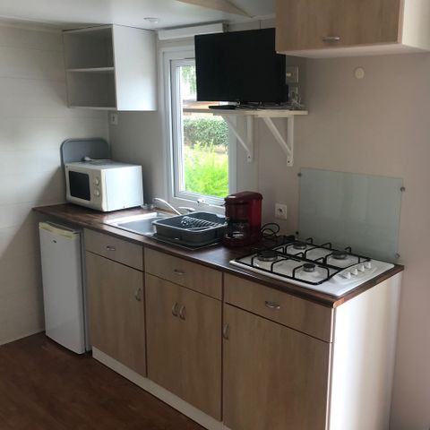 Mobile home 4 persons - 2 bedrooms - wooden terrace - TV