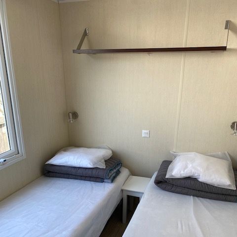 Mobilheim 6 personen - 3 Schlafzimmer - überdachte Terrasse - TV