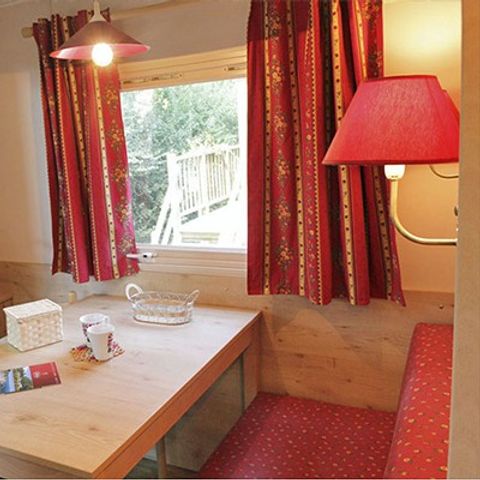 UNUSUAL ACCOMMODATION 4 people - ROULOTTE | Classic | 2 Bedrooms | 2/4 Pers.