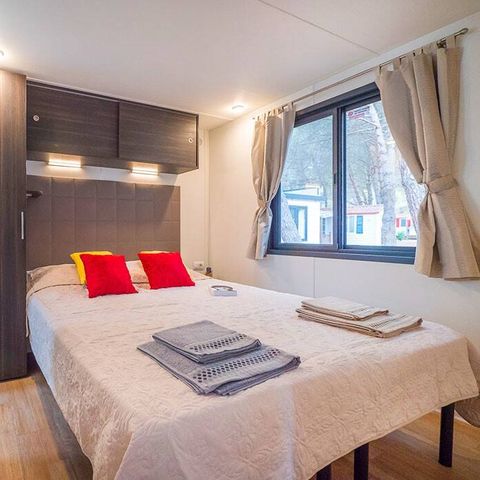 Mobilhome 6 personnes - Mobil-home | Premium | 3 Ch. | 6 Pers. | Terrasse surélevée | Clim. | TV
