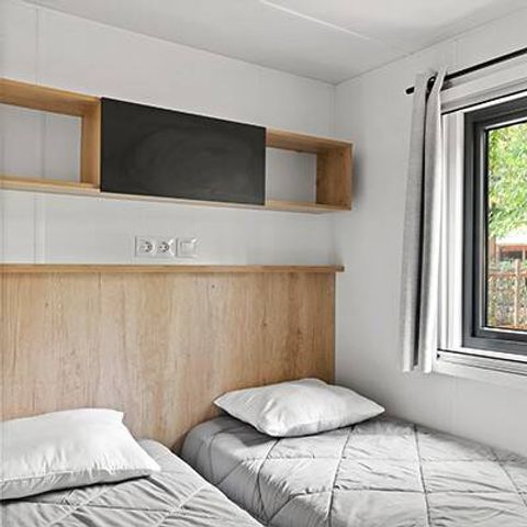 Mobilhome 6 personnes - Ultimate | 3 Ch. | 6 Pers. | *Terrasse surélevée* | 2 SDB | Clim. | TV
