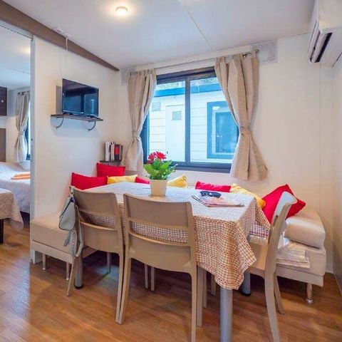 Mobilhome 6 personnes - Mobil-home | Premium | 3 Ch. | 6 Pers. | Terrasse surélevée | Clim. | TV