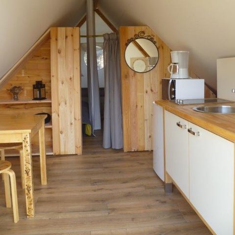 TENDA IN TELA E LEGNO 4 persone - COSY TRAPPER Senza servizi igienici