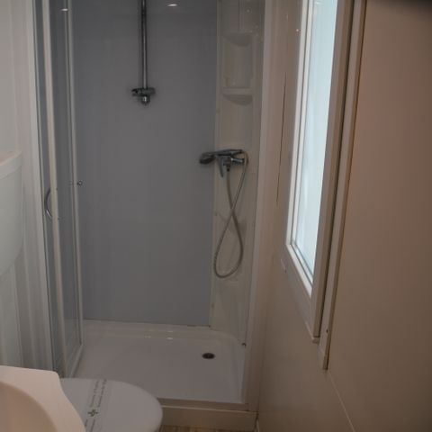 MOBILHOME 4 personnes - BASIC