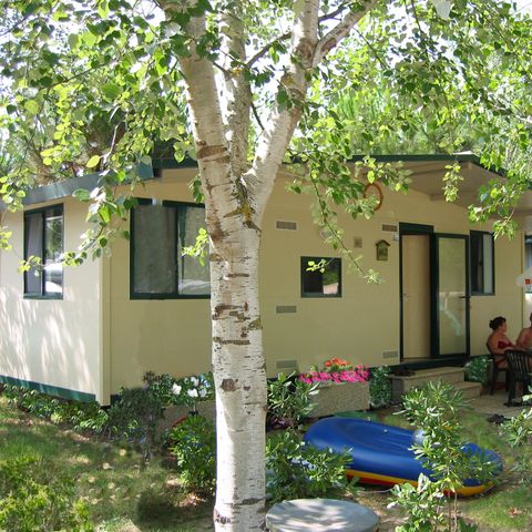 BUNGALOW 4 personnes - BASIC
