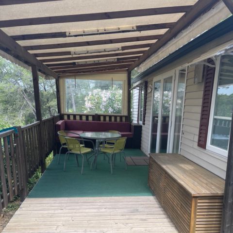 Stacaravan 4 personen - Premium 31m² (2 kamers + Airco + TV + LV + wasmachine + Overdekt terras )