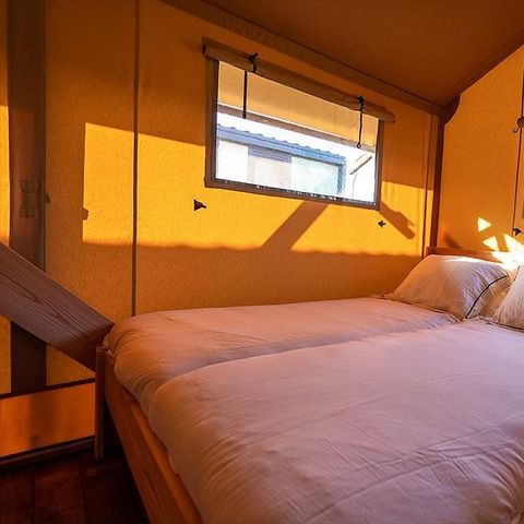 Tente en toile et en bois 8 personnes - Pamoja & Kambi