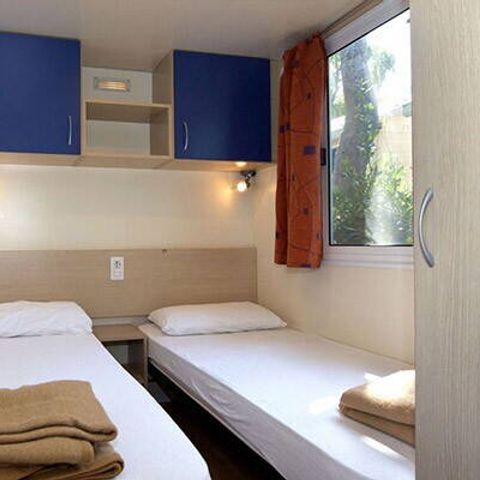 Mobile home 6 persons - Mobil-home | Classic | 3 Bedrooms | 6 Pers. | Raised terrace | Air-con.