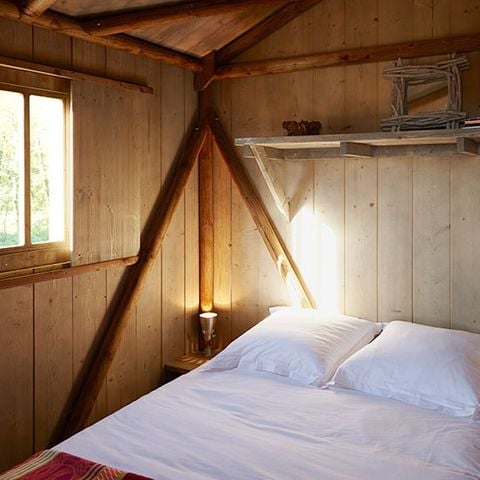 TIENDA DE CAMPAÑA 6 personas - Albergue Cabane