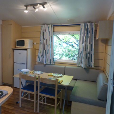 Stacaravan 6 personen - Stacaravan 28m² 2 slaapkamers + 15 m² halfoverdekt terras