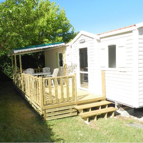 Stacaravan 6 personen - Stacaravan 28m² 2 slaapkamers + 15 m² halfoverdekt terras