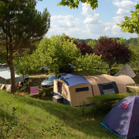 PARCELA - Tasa de acampada diaria