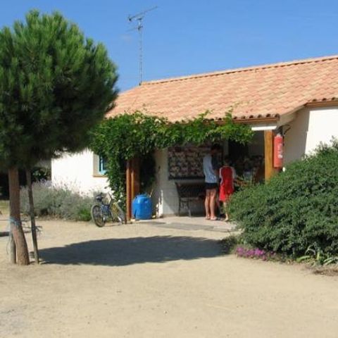 PARCELA -  Parcela con coche 2/6 pers