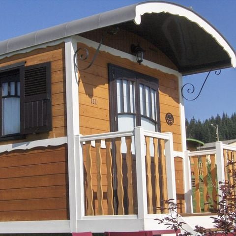 HÉBERGEMENT INSOLITE 5 personnes - ROULOTTE GÎTE