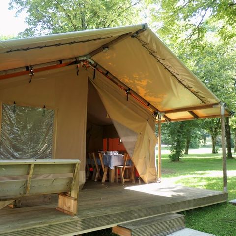 Tente en toile et en bois 5 personnes - Lodge sans sanitaires