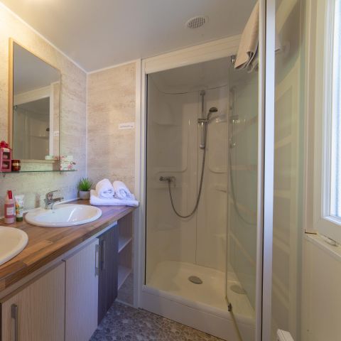 Stacaravan 4 personen - SAONA PREMIUM POTTERIJ met airconditioning