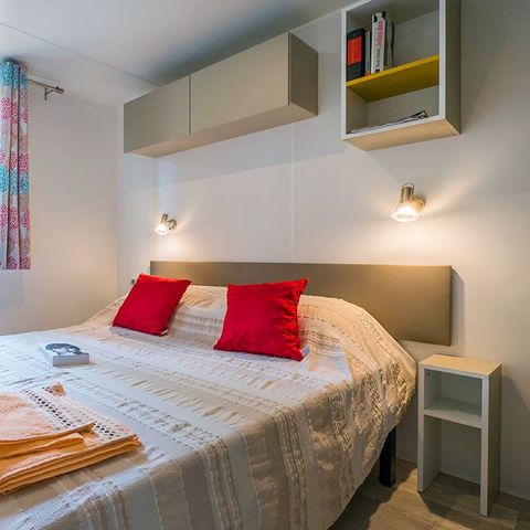 STACARAVAN 6 personen - Comfort XL | 2 slaapkamers | 4/6 Pers | Verhoogd terras | 2 badkamers | Airconditioning