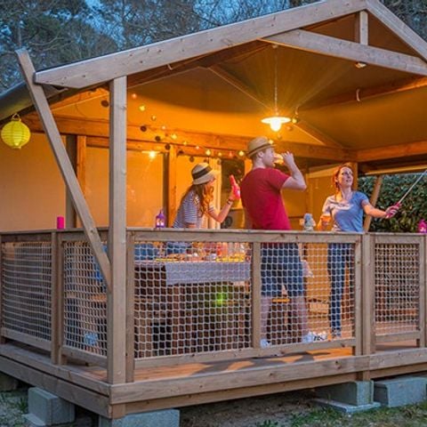 Tente en toile et en bois 5 personnes - Tente Super Lodge | 2 Ch. | 4/5 Pers. | Sans SDB