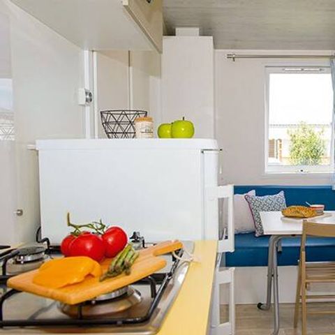 Bungalow 4 personen - Mobile-home | Comfort | 2 Slaapkamers | 4 Pers. | Verhoogd terras | Airconditioning.