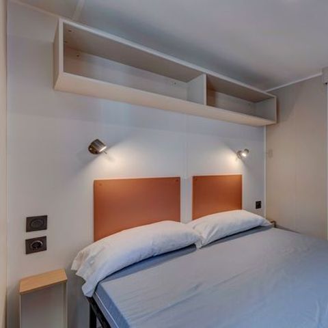 Stacaravan 6 personen - Mobile-home | Comfort | 2 slaapkamers | 4/6 pers. | Verhoogd terras | Airconditioning | TV