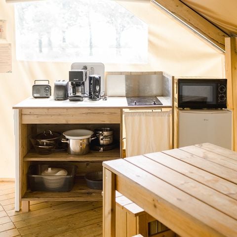 Bungalowzelt 4 personen - Lodge 21m² (ohne private Sanitäranlagen) 2/5 Pers.