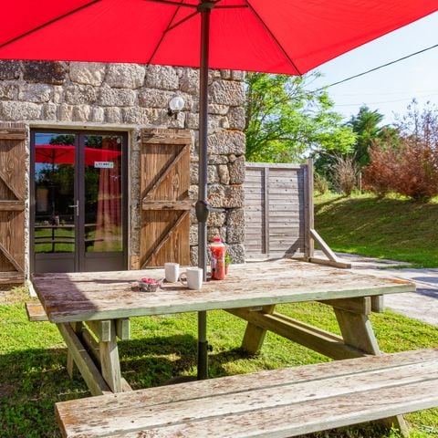 GÎTE 4 personnes - F1 -Gite Rez de Chaussée