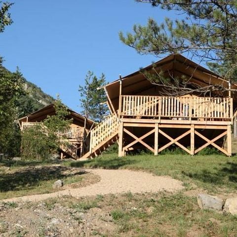 TENTE 4 personnes - Tente Lodge Premium 27m² 2 chambres + terrasse 16m²