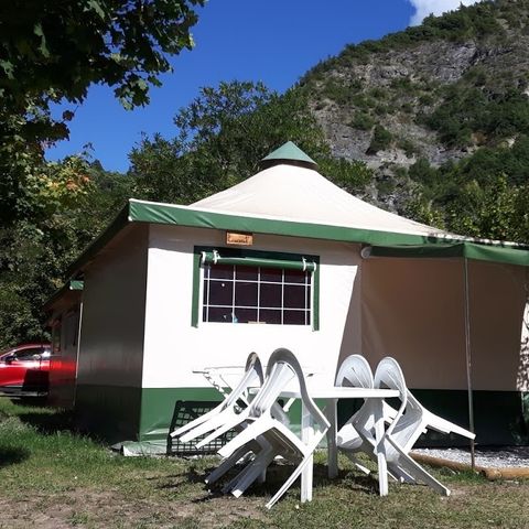Glamping tent 4 persons - (WITHOUT SANITARY FACILITIES)
