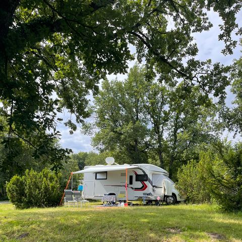 Pitch - Pitch + vehicle