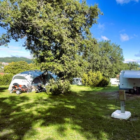 PARCELA - Parcela + vehículo