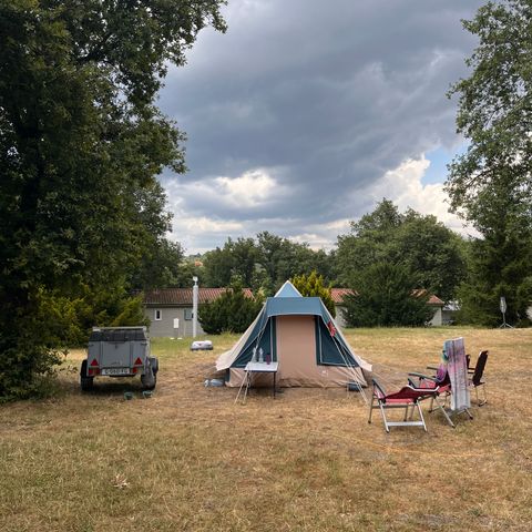 STAANPLAATS - Tentplaats