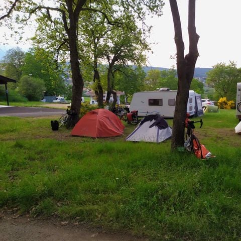 EMPLACEMENT - Emplacement Tente