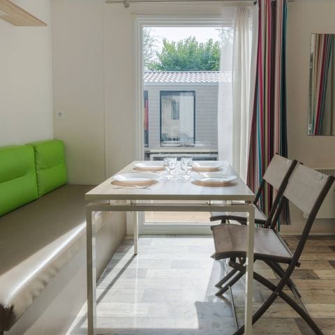 BUNGALOW 6 personnes - Mobil-home | Comfort | 2 Ch. | 4/6 Pers. | Terrasse simple | Clim.
