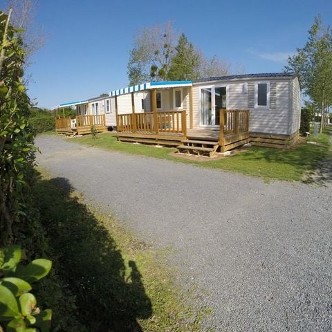 MOBILHOME 6 personnes - 6 Confort Plus - 31m² - 3 chambres + terrasse semi-couverte