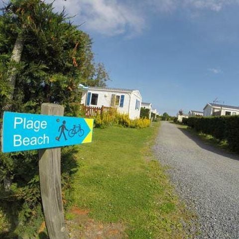 Mobile home 6 persons - Mobile-home 6 Confort Plus - 31m² - 3 bedrooms + semi-covered terrace